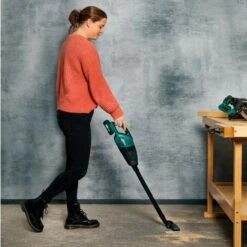 VONROC Potente Aspirabriciole-aspiratore Portatile VPOWER 20V. Include 2 Batterie 2.0Ah, Caricatore, Contenitore Da 0,5 Litri, 3 Ugelli Ed Estensione -Assistenza Domiciliare 30085934 4