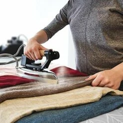 Polti Vaporella 2H Pro Kalstop, Ferro Da Stiro A Vapore Con Caldaia, Tappo Di Sicurezza, 3 Bar, 20 Fiale Di Kalstop Incluse, Grigio/Nero -Assistenza Domiciliare 70711010 4