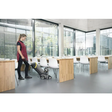 Kärcher Lavasciuga Leggera E Compatta BR 30/4 C Bp A Batteria 1.783-220.0 Karcher 4 Kärcher Lavasciuga Leggera E Compatta BR 30/4 C Bp A Batteria 1.783-220.0 Karcher - immagine 2